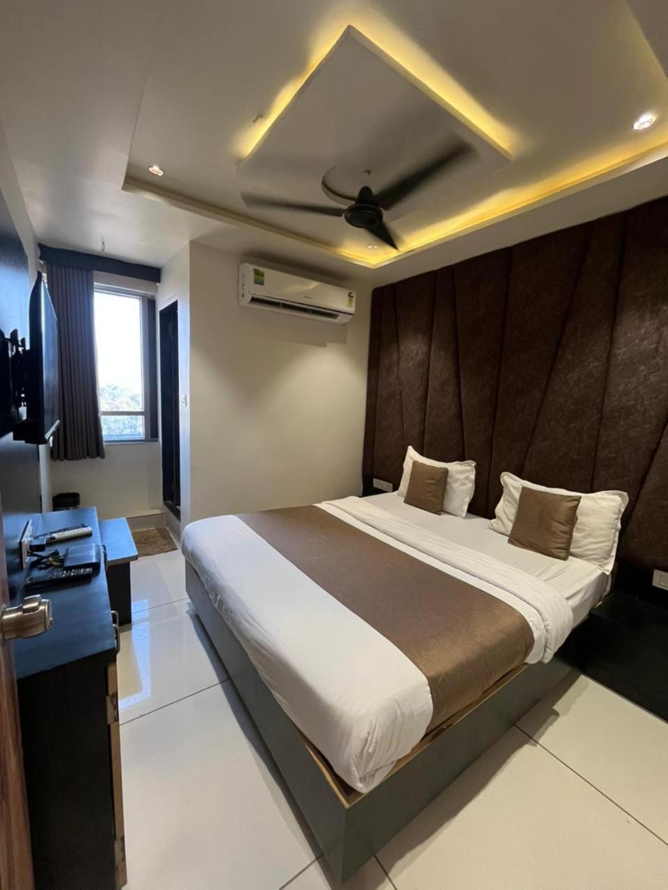 Prime View Hotel Ahmedabad Quarto foto